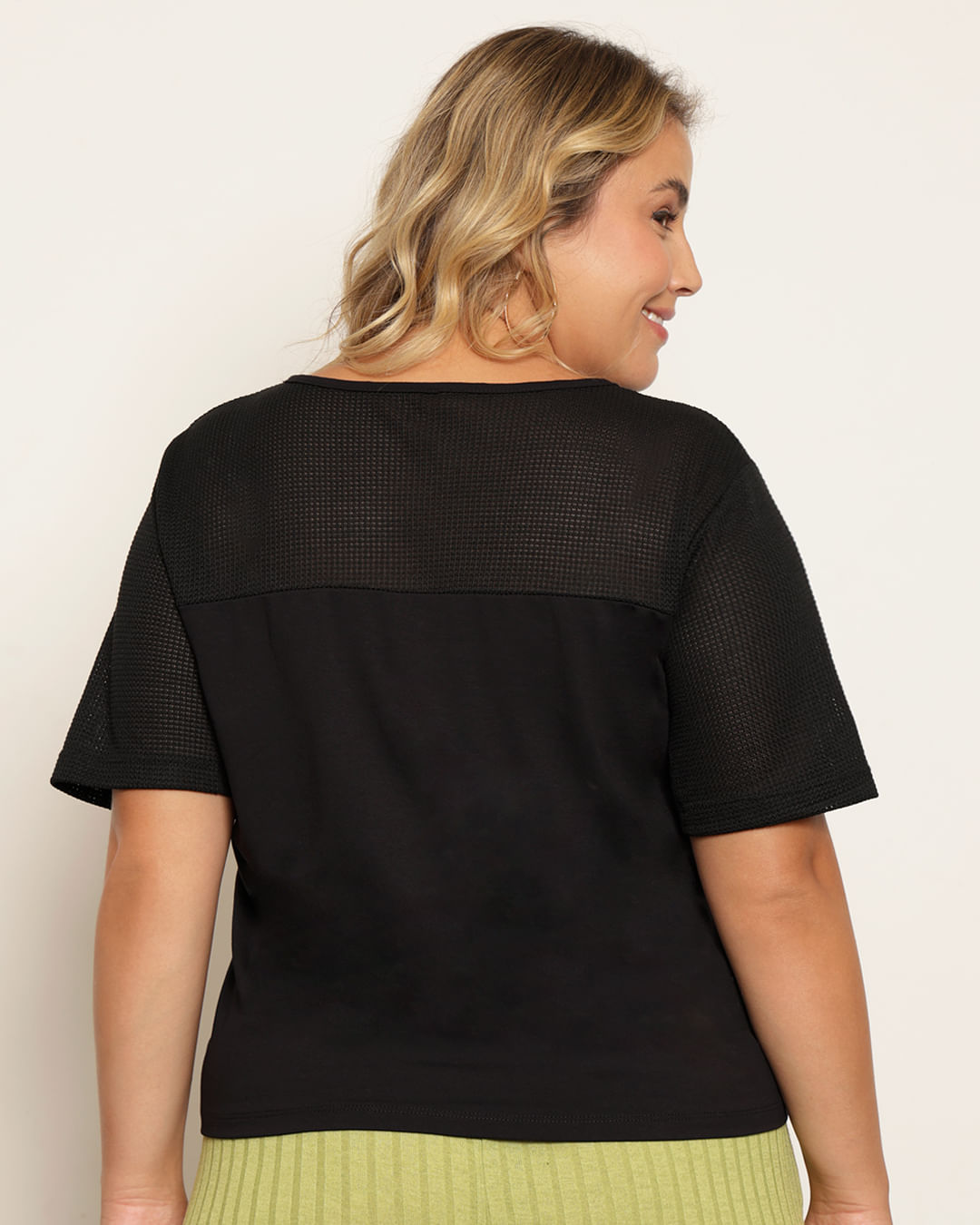 Blusa-40151-Mc-Tela-Decote---Preto