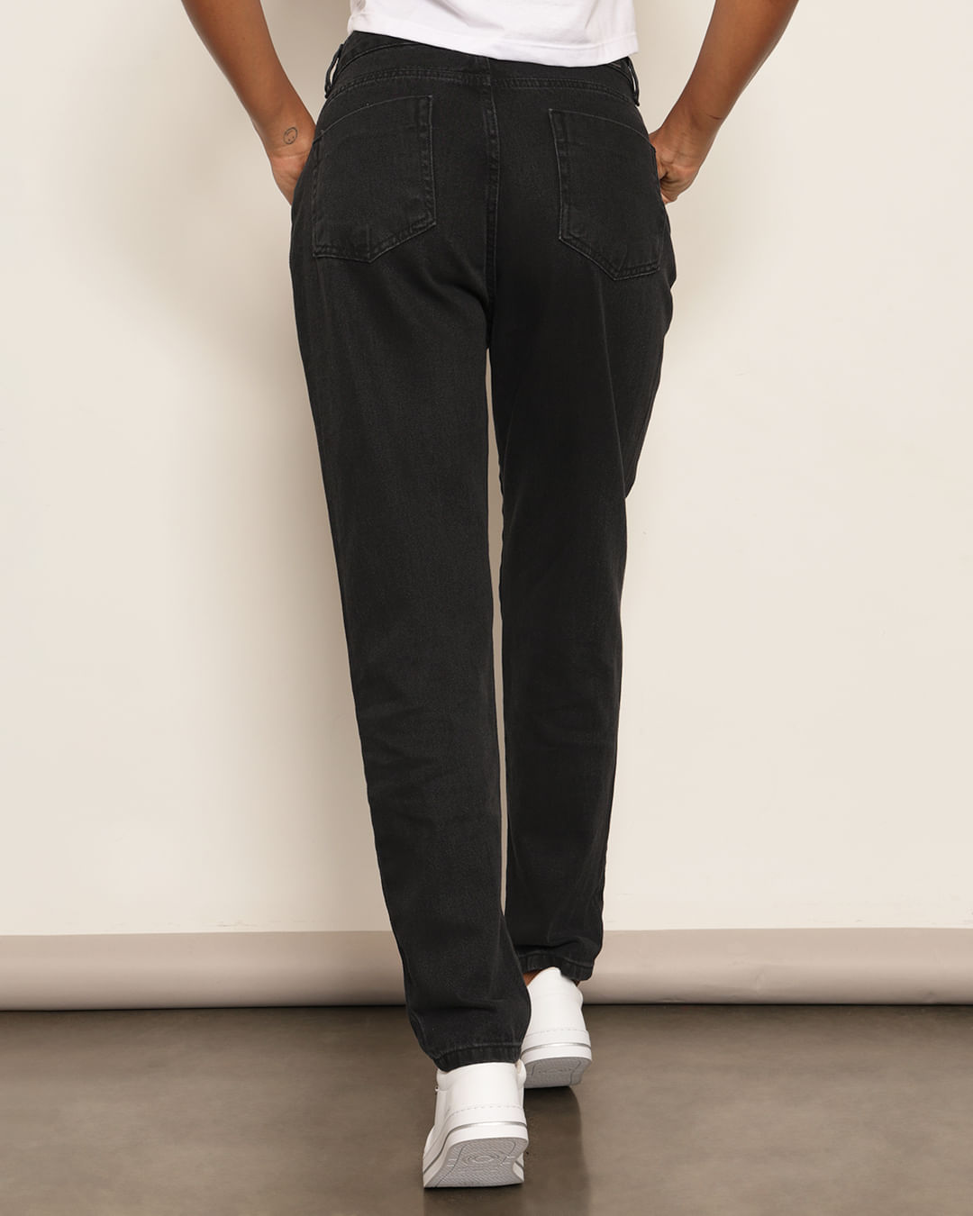 Calca-Jns-Black-Aplicacao-Brilh-501903---Black-Jeans-Escuro