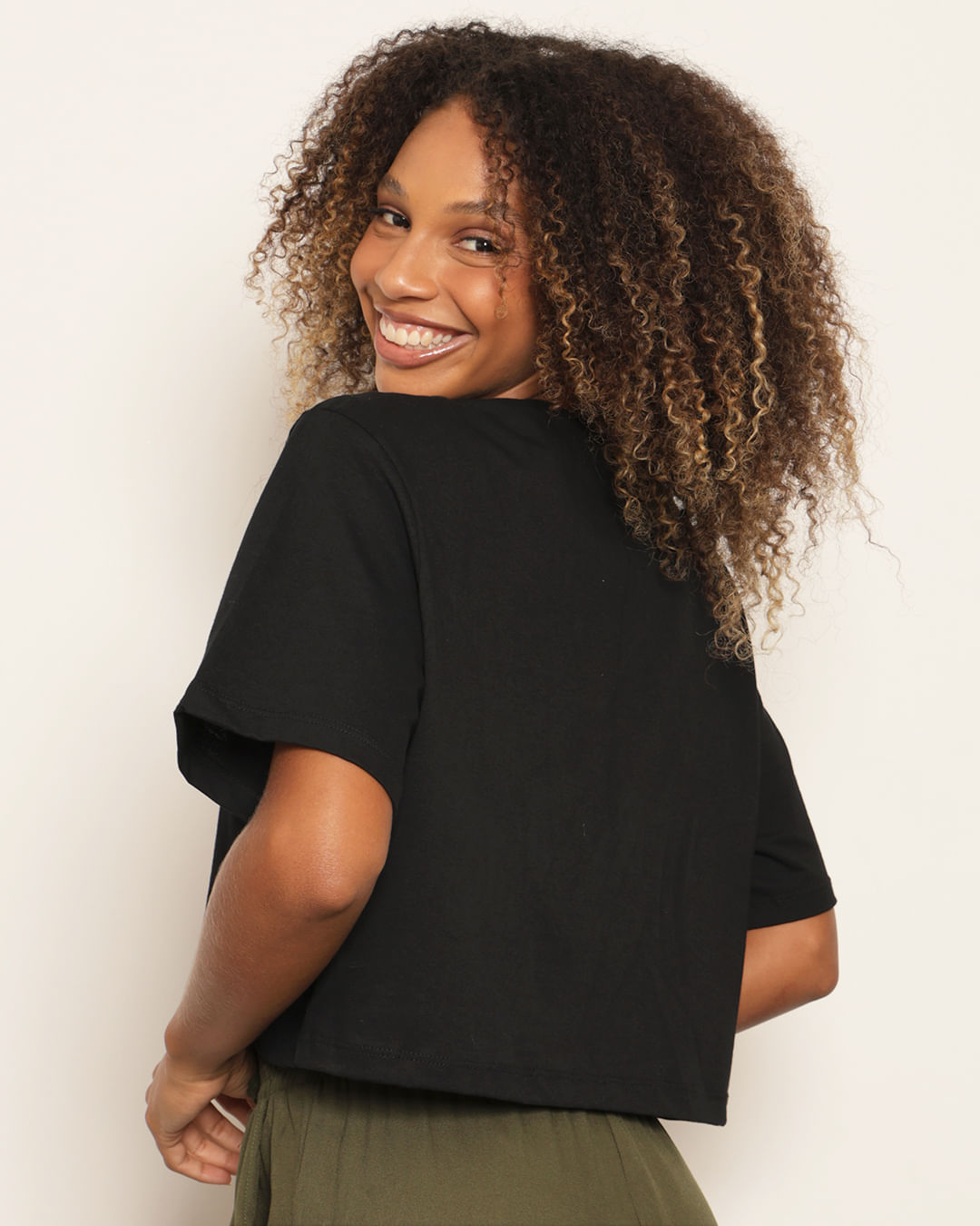 Blusa-Mc-Aplic-Brilho-105564t-Fpg---Preto