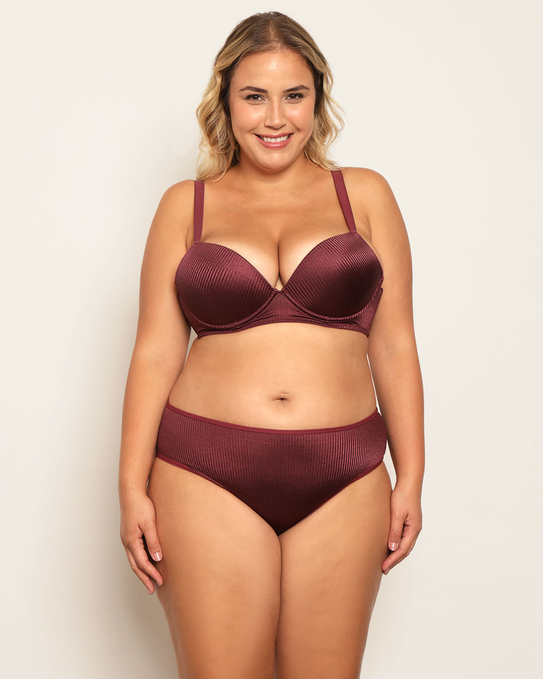 Calc-Tg-Alta-Textura-Listr---Vinho