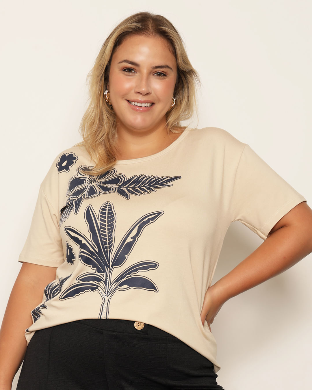 Blusa-40145-Mc-Silk-E-Strass---Bege-Medio