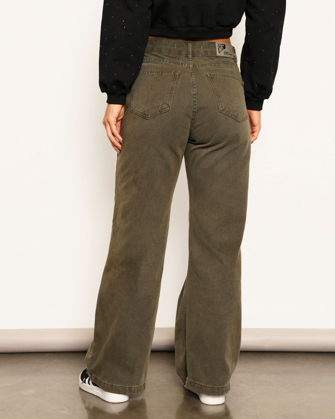 Calca-Sarja-Wide-Leg--Cationizado-808102---Verde-Escuro