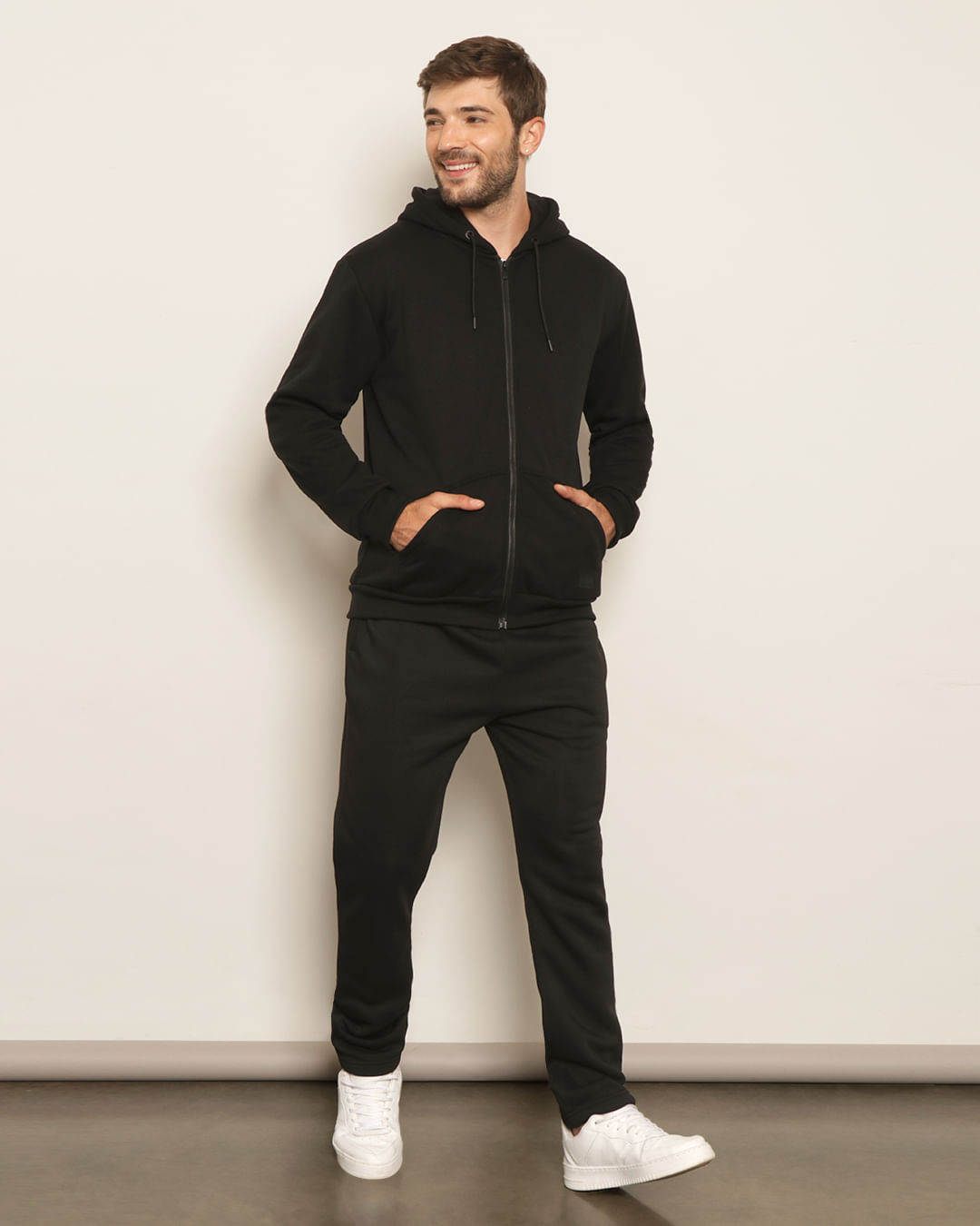 Calc-Jogger-Ypants02--Preto-Collors-Pgg---Preto