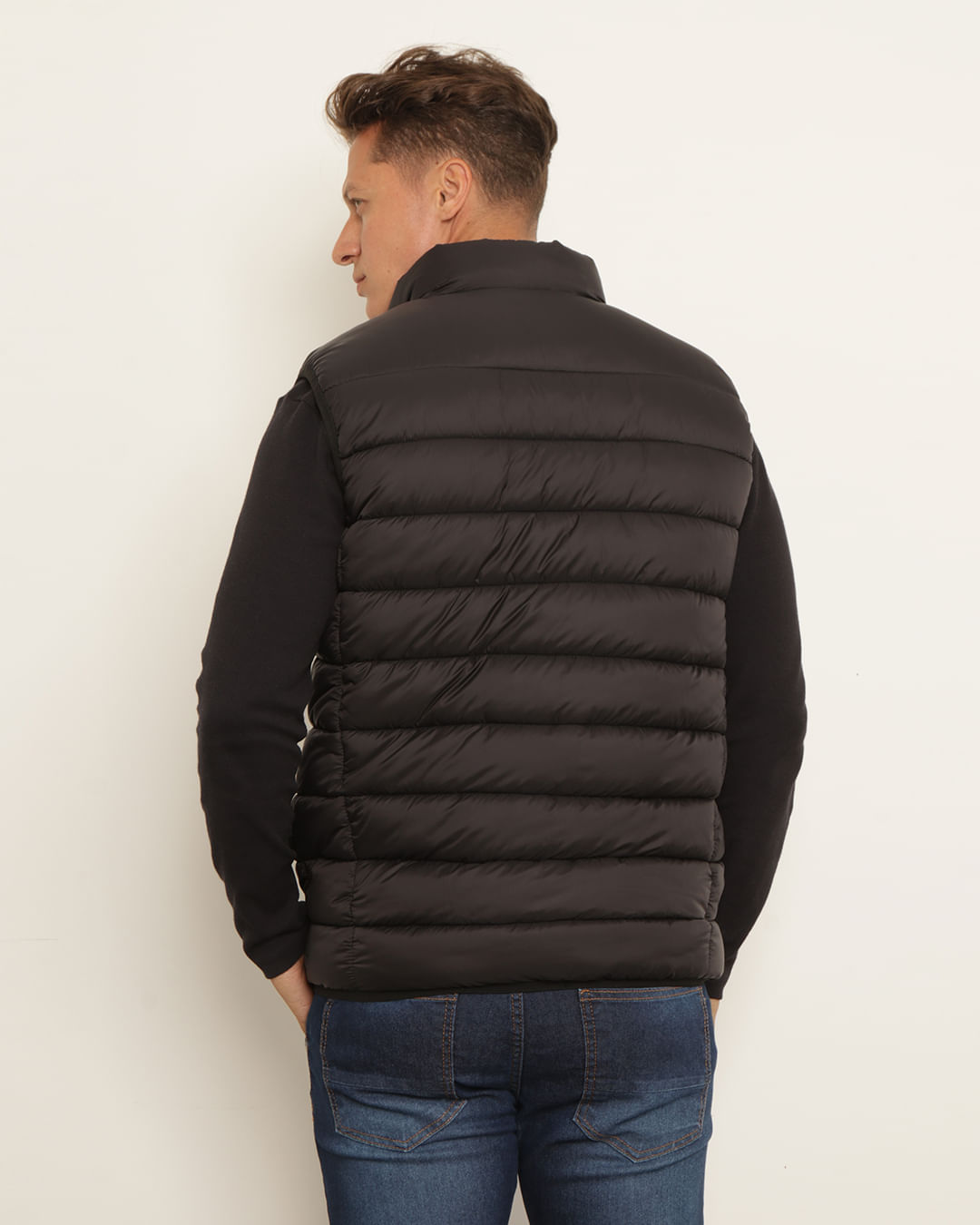 Colete-Uniqlo-7w24m-004-Pto-Pgg---Preto