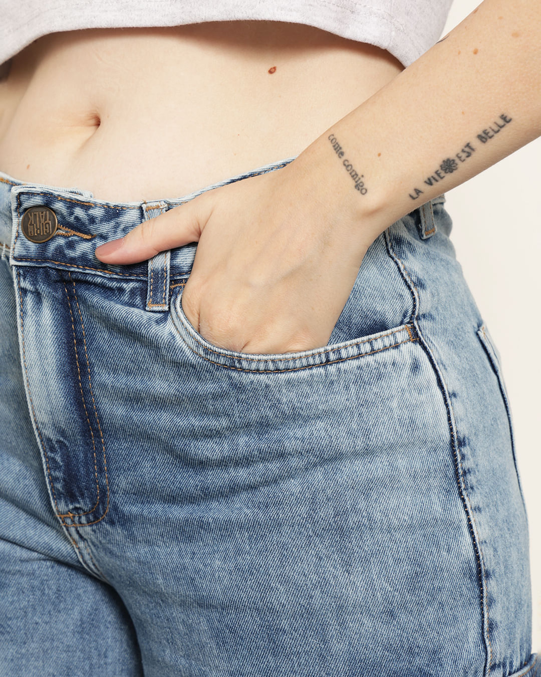 Calca-Jeans-Wide-Cargo-25452---Blue-Jeans-Claro