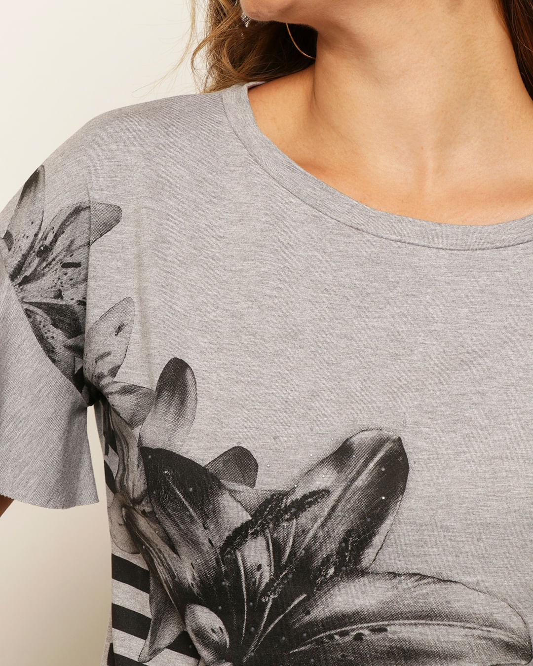 Blusa-Vp533-Visco-Silk-Mga-Babado---Mescla-Medio