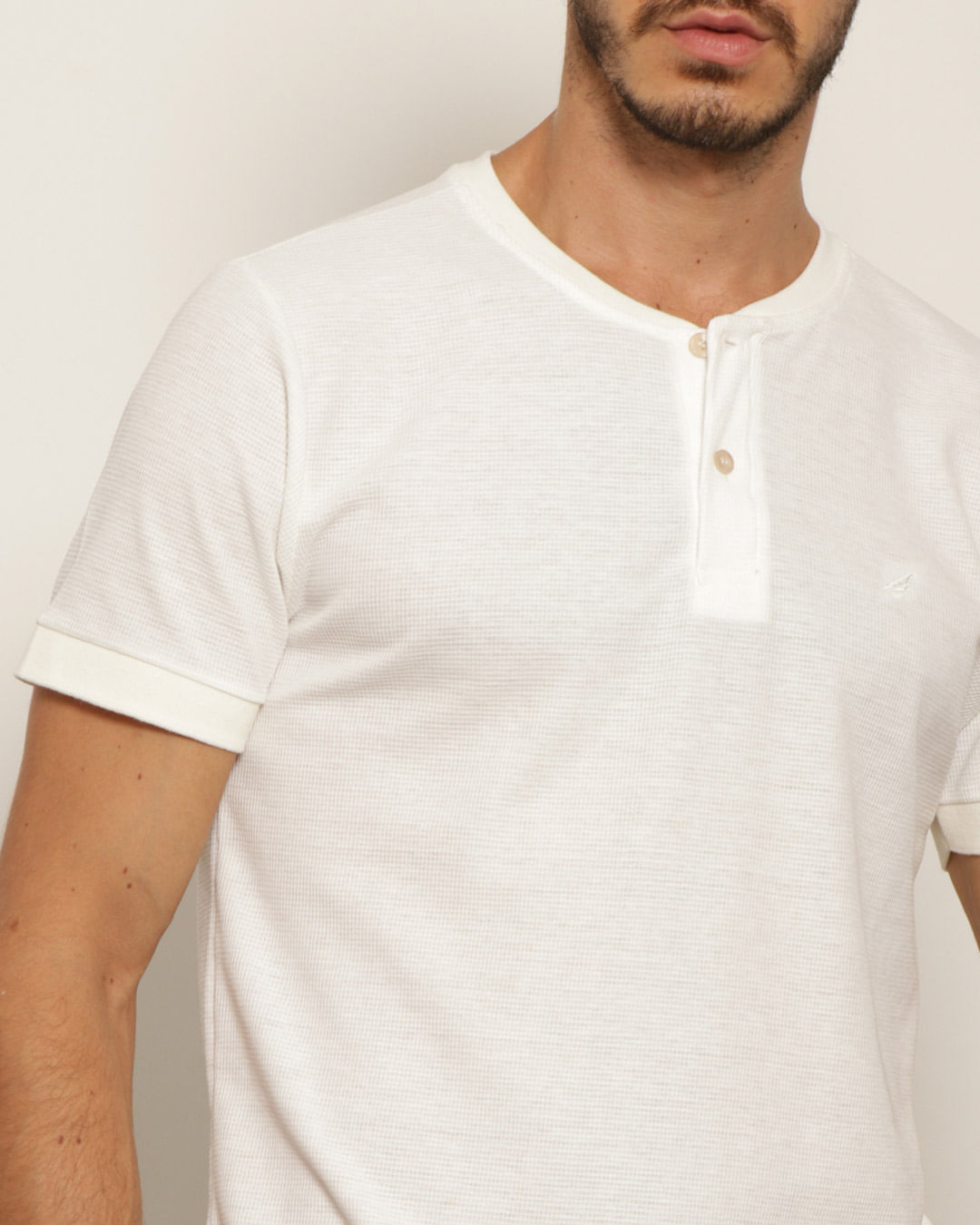 Camiseta-Com-Botao-P1195-Off-Pgg---Off-White
