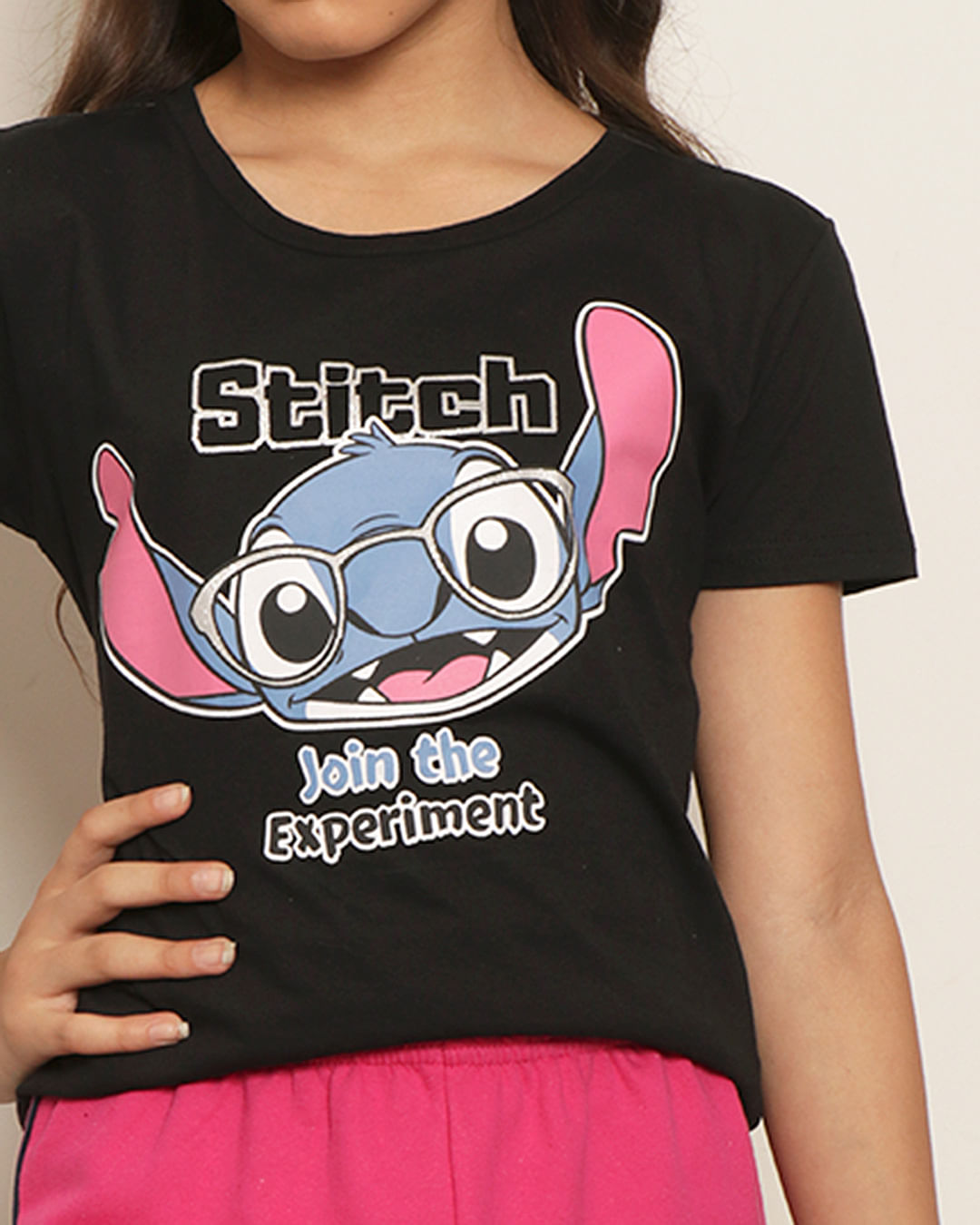 Blusa-T33v24045-Stitch-Mc-F-1016---Preto