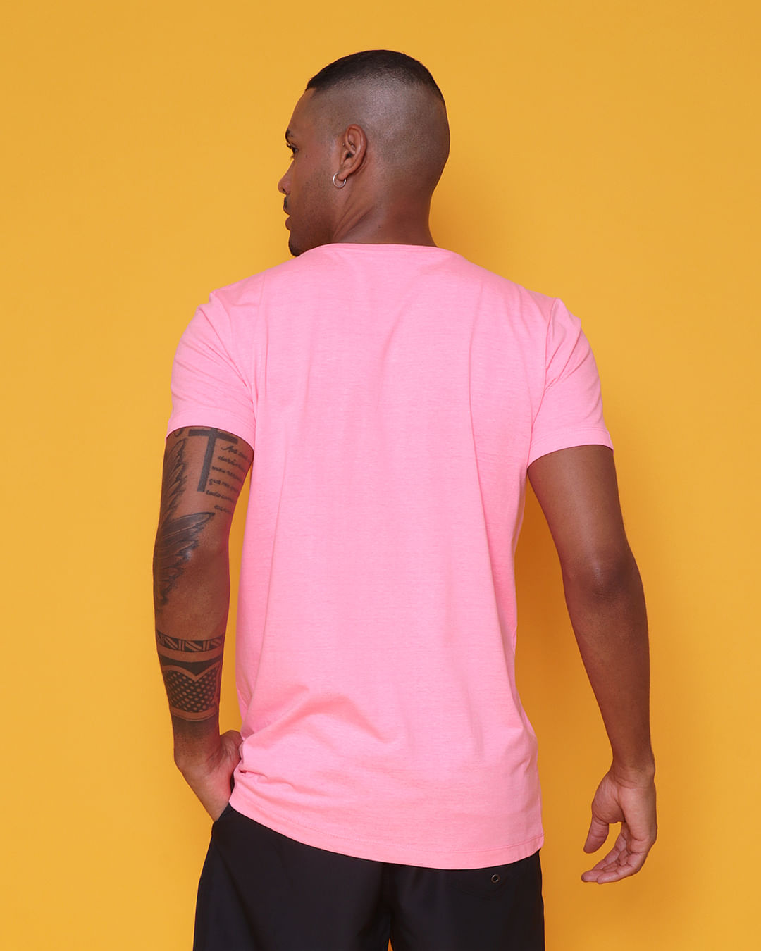 Cam-Mm-Rosa-Neon-900626-Pipeline---Rosa-Neon