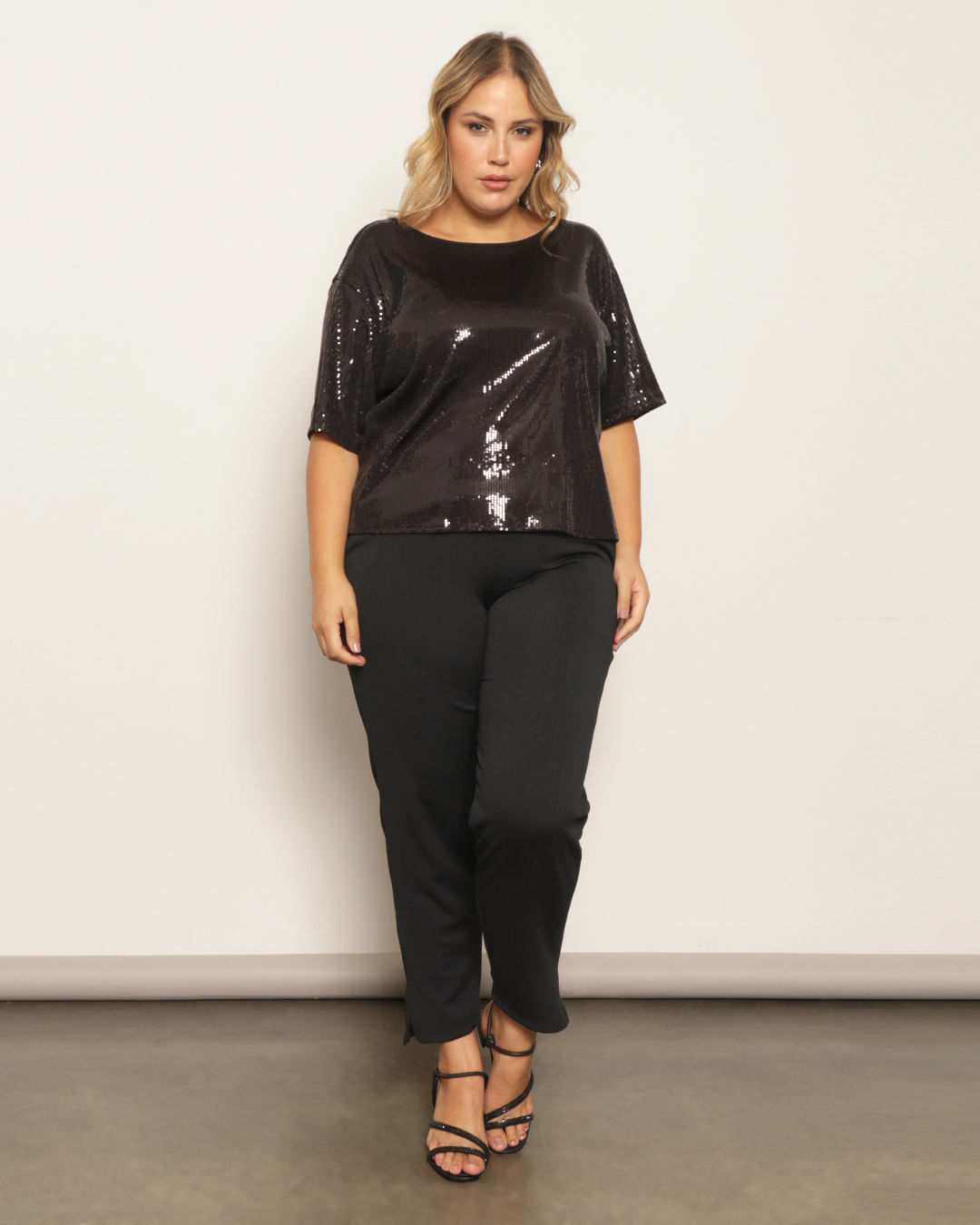 Blusa-Mc-230961-Paete---Preto