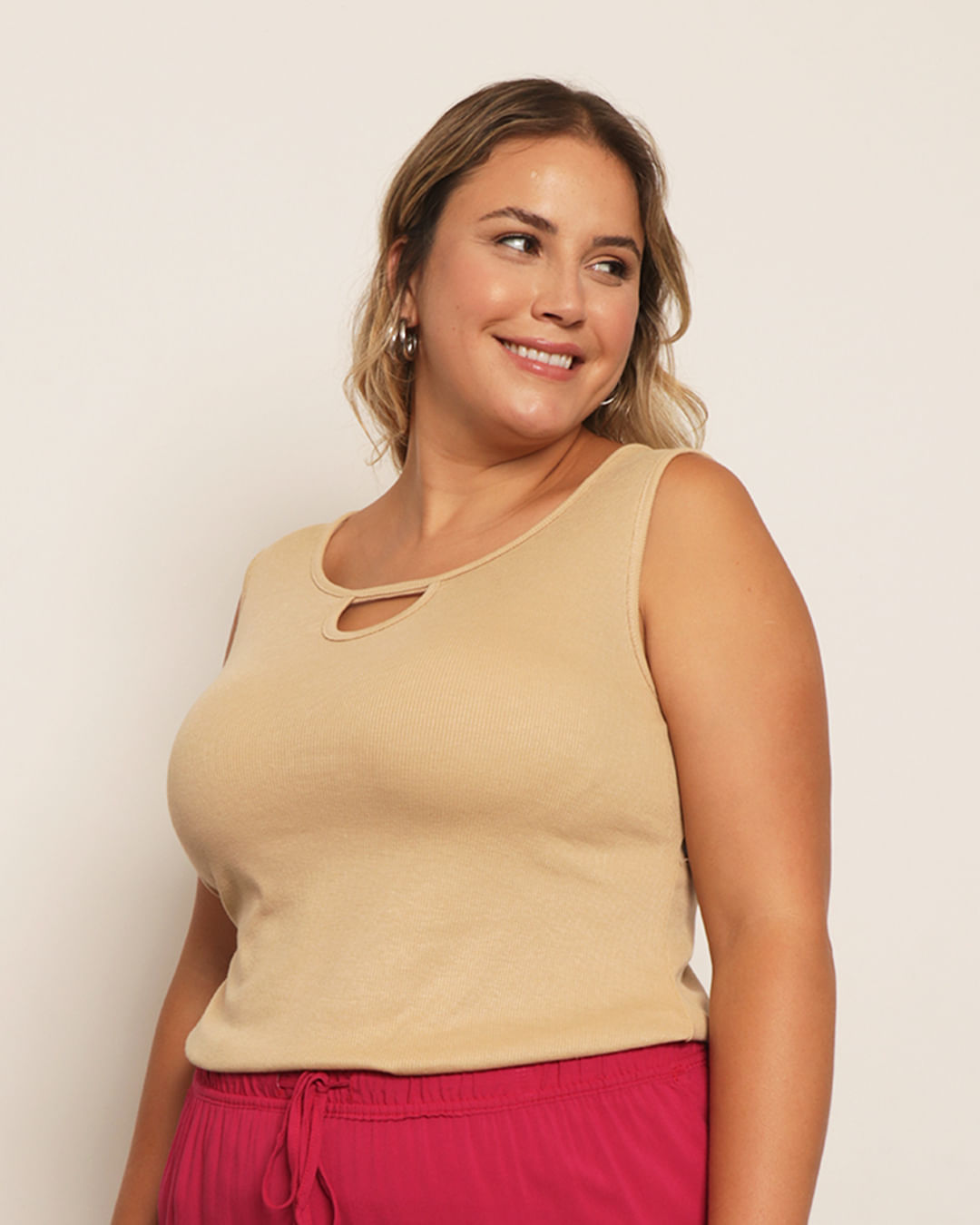 Regata-4104-Gota-Canelada---Bege-Claro