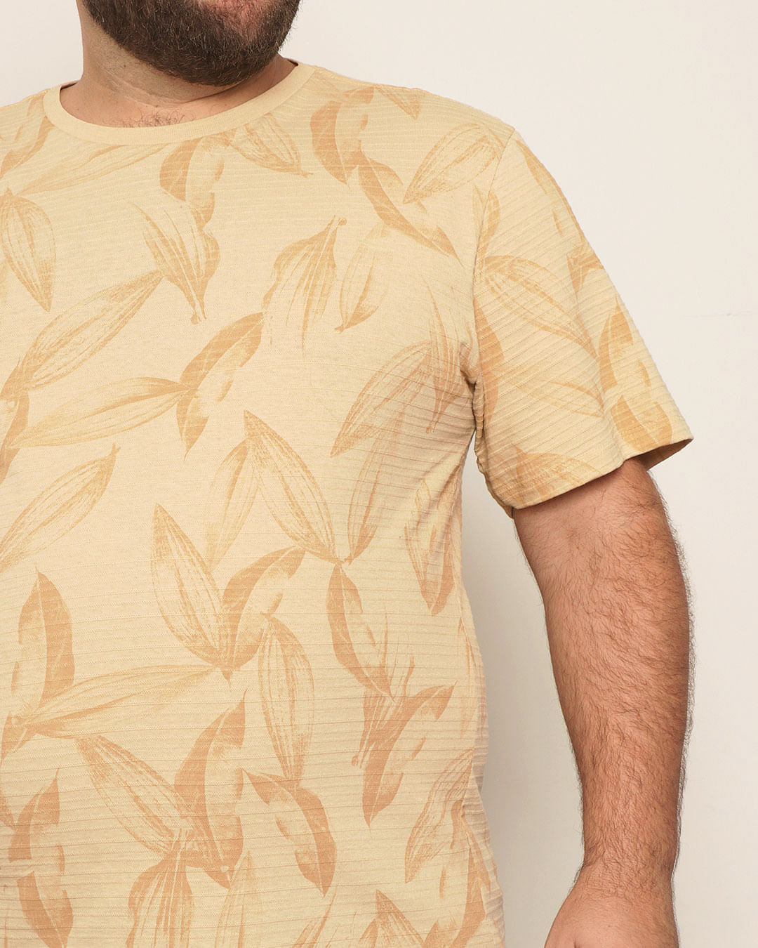 Camiseta-Fidhs2425-Trab-Folhagem-Plus---Bege-Claro