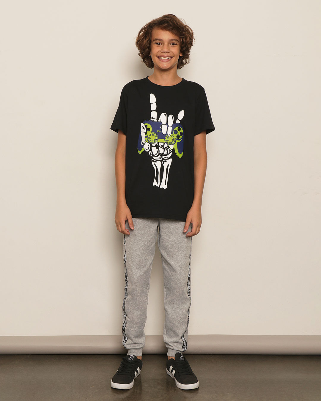 Camiseta-T38057-Mc-M-1016-Game---Preto