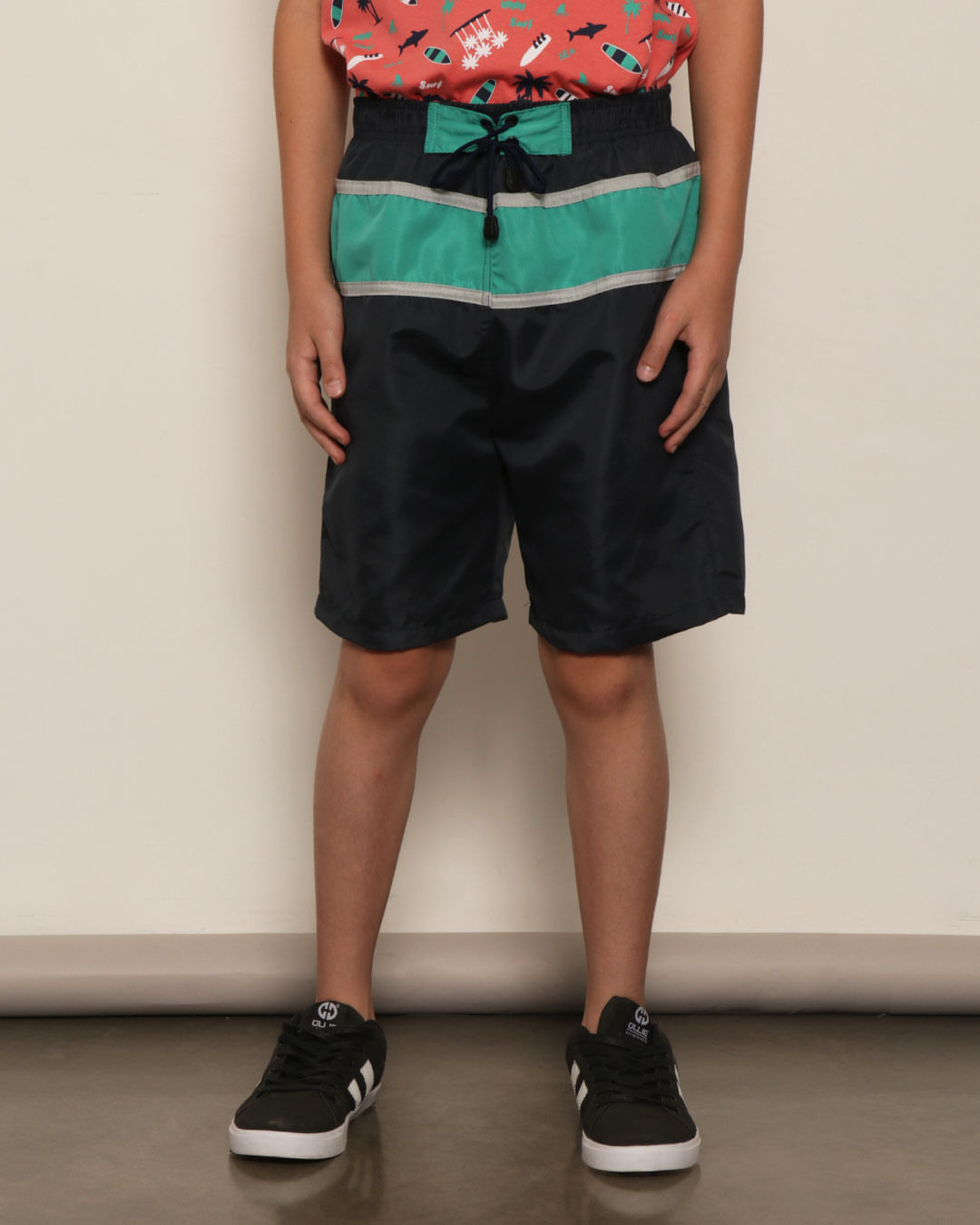 Bermuda-2023068-Mol-M-1016---Marinho