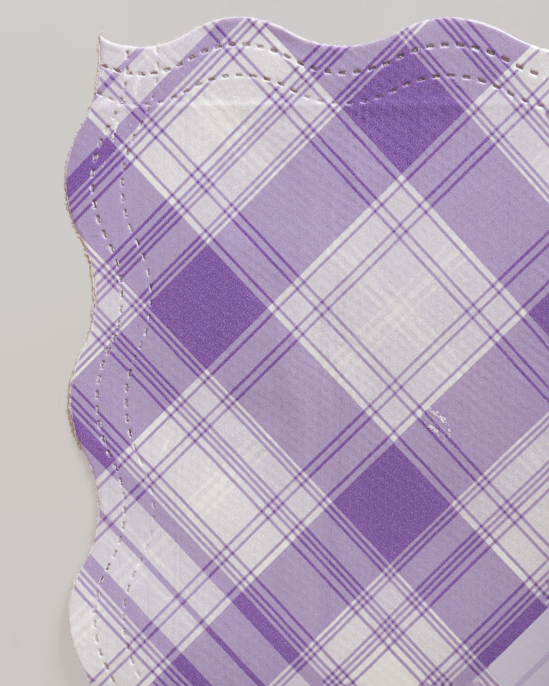 Toalha-Mesa-Quadrada-Termica-138x138---Lilas-Outros