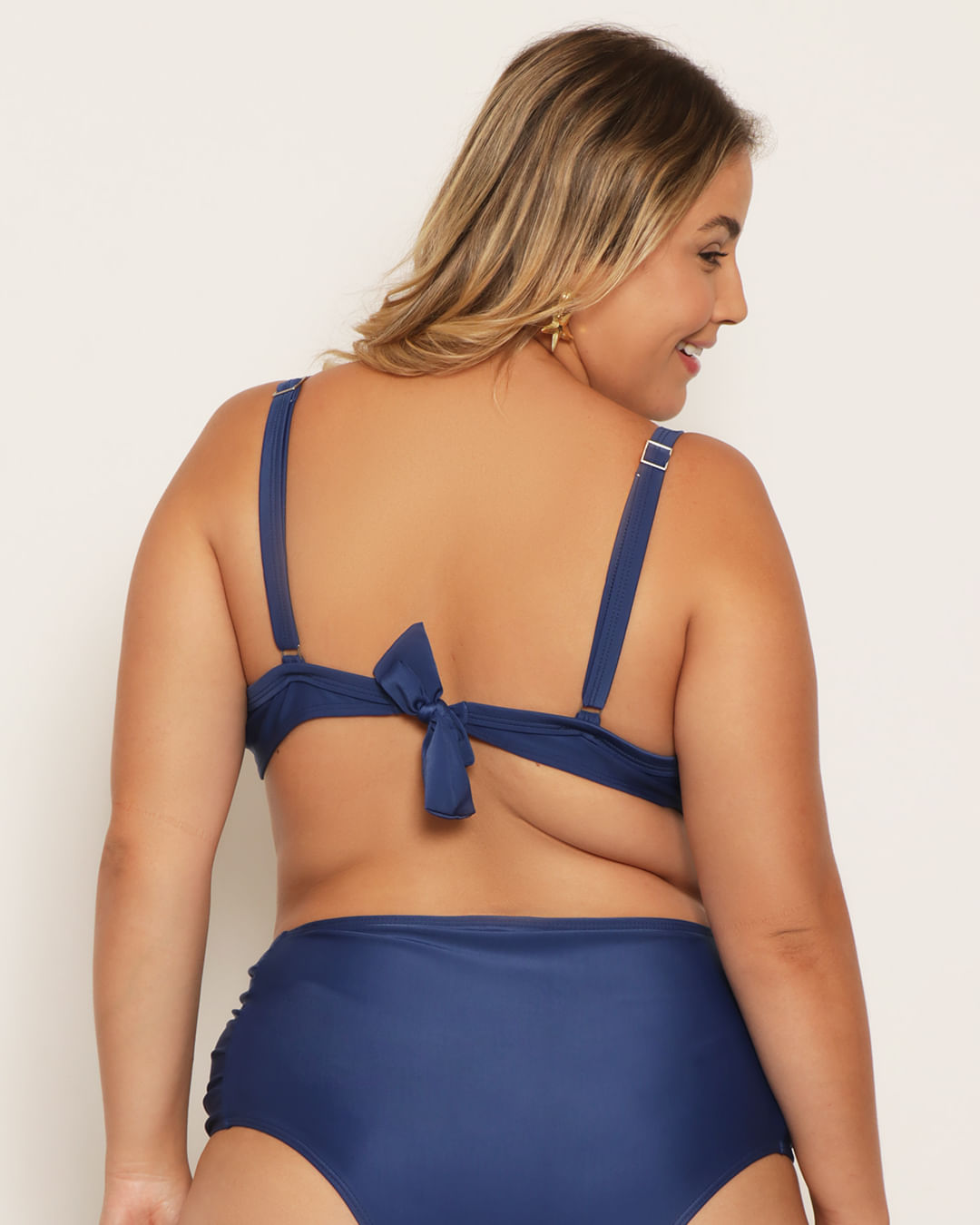 Top-Tg-Liso-Cacess-0619---Marinho