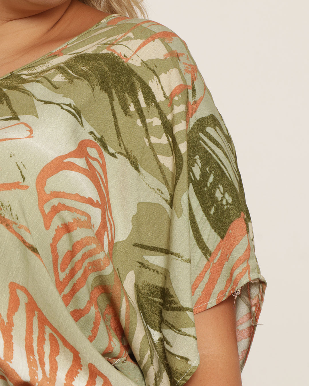 Blusa-Mc-214267-Bot-Elast-Barra---Verde-Outros