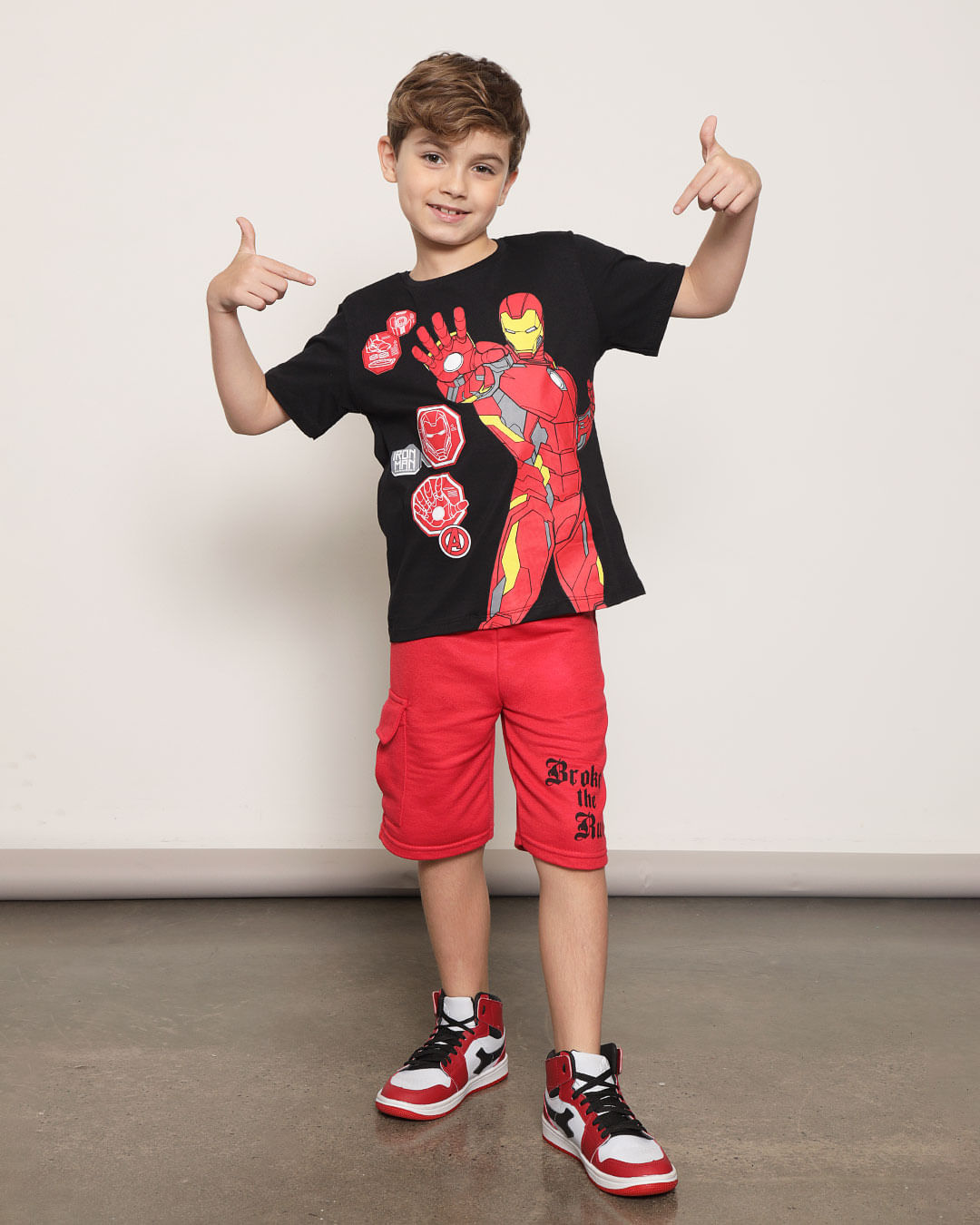 Camiseta-45270203-Mc-M-410-Avangers---Preto