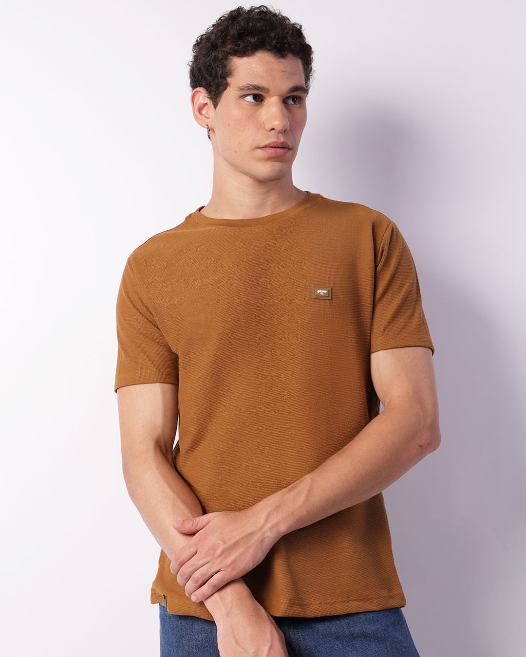 Camiseta-Urb-Fash-Bas-P1444-Ocre---Marrom