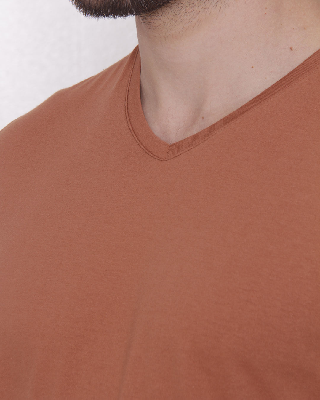 Camiseta-Mc-Gola-V-Capuccino---Terracota-Medio