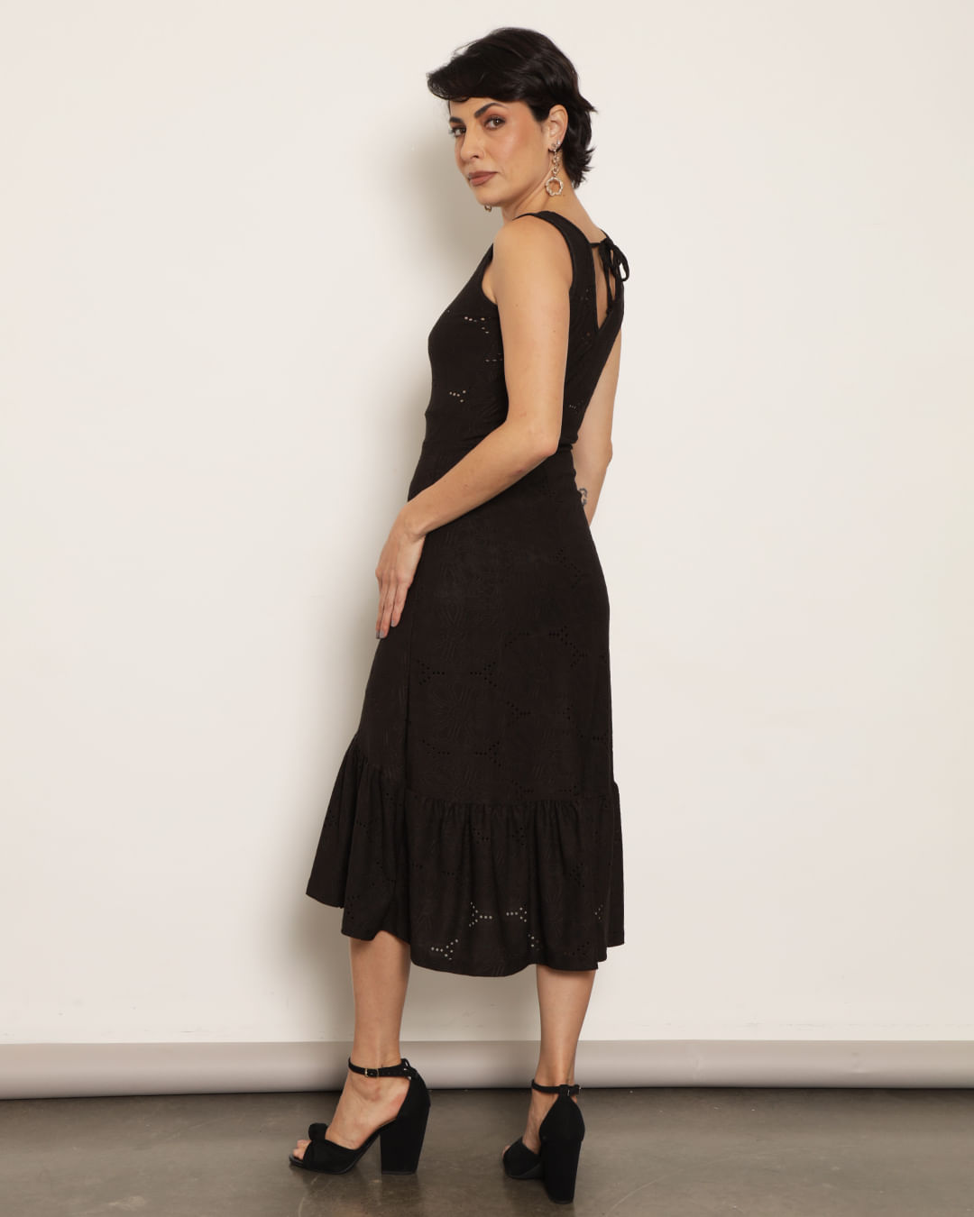 Vestido-1016095-Laise-C-Babados---Preto