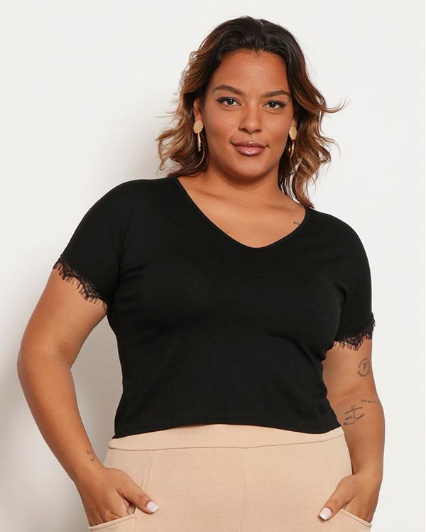 Blusa Feminina Viscose com Renda Manga Curta Gola V Preta GG