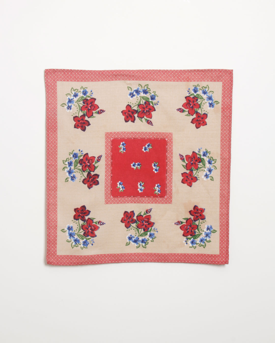Toalha-Cha-Linhao-70x70-215897---Vermelho-Geometrico