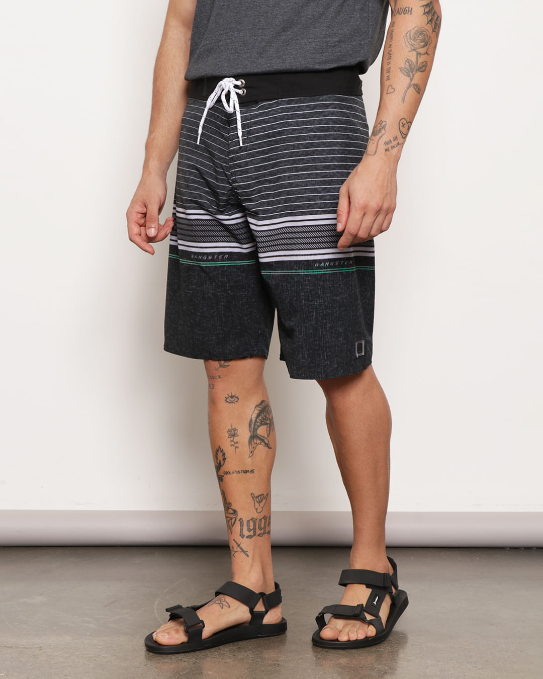Berm-Agua-Masc-17660243---Preto-Listrado