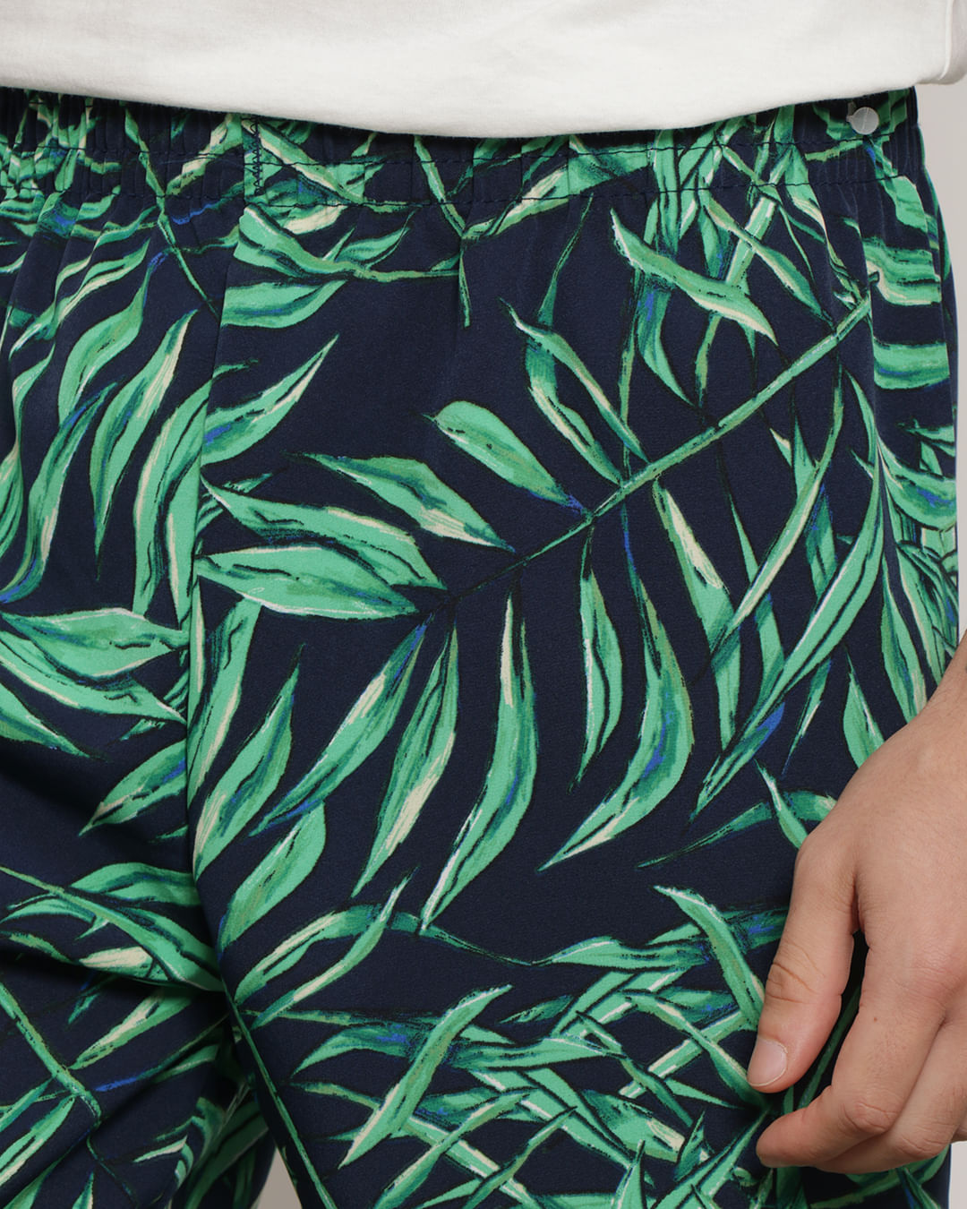 Berm-Tac-elast-Est-21102-Sort---Marinho-Floral