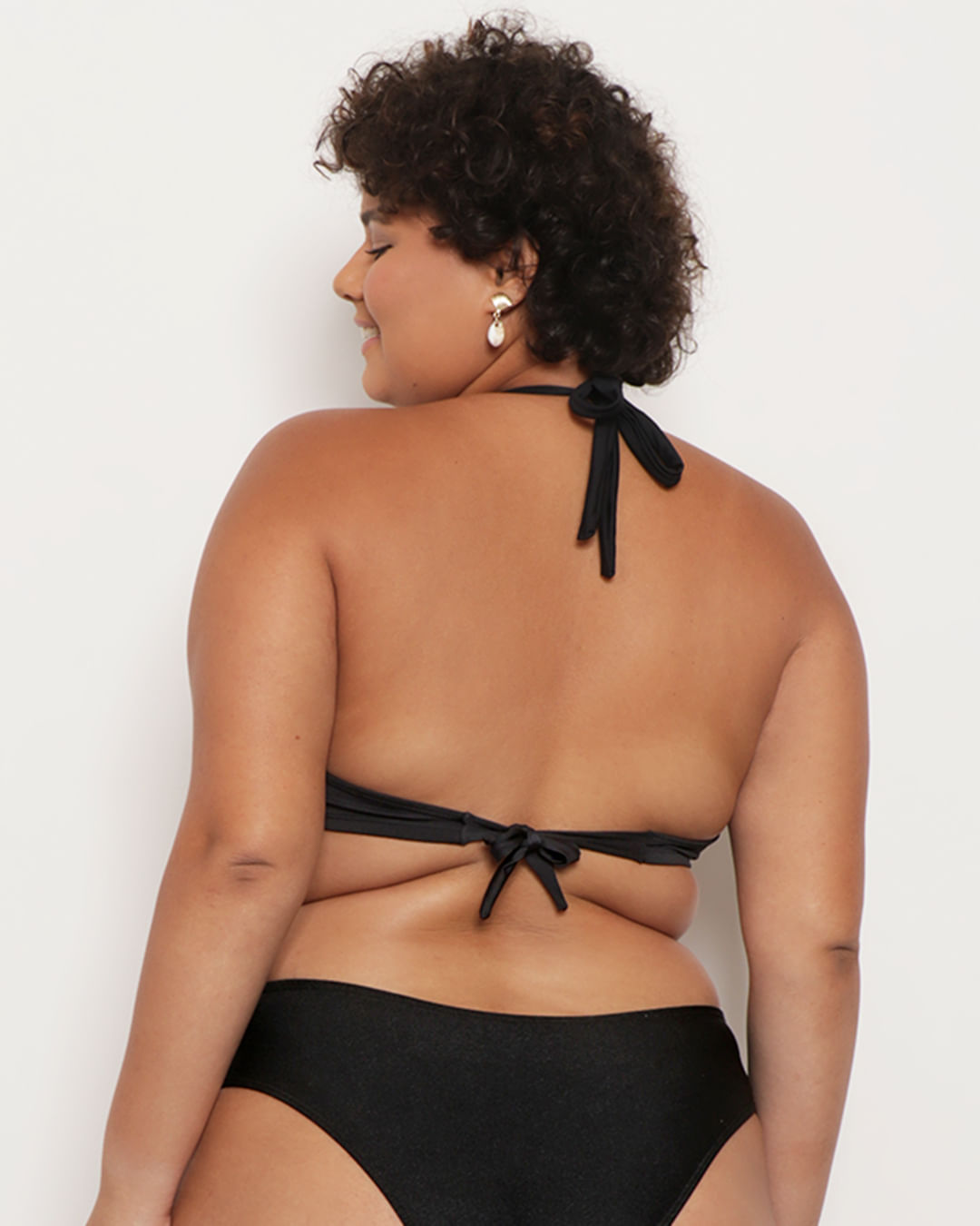 Top-Tg-Liso-Com-Bojo-0611---Preto