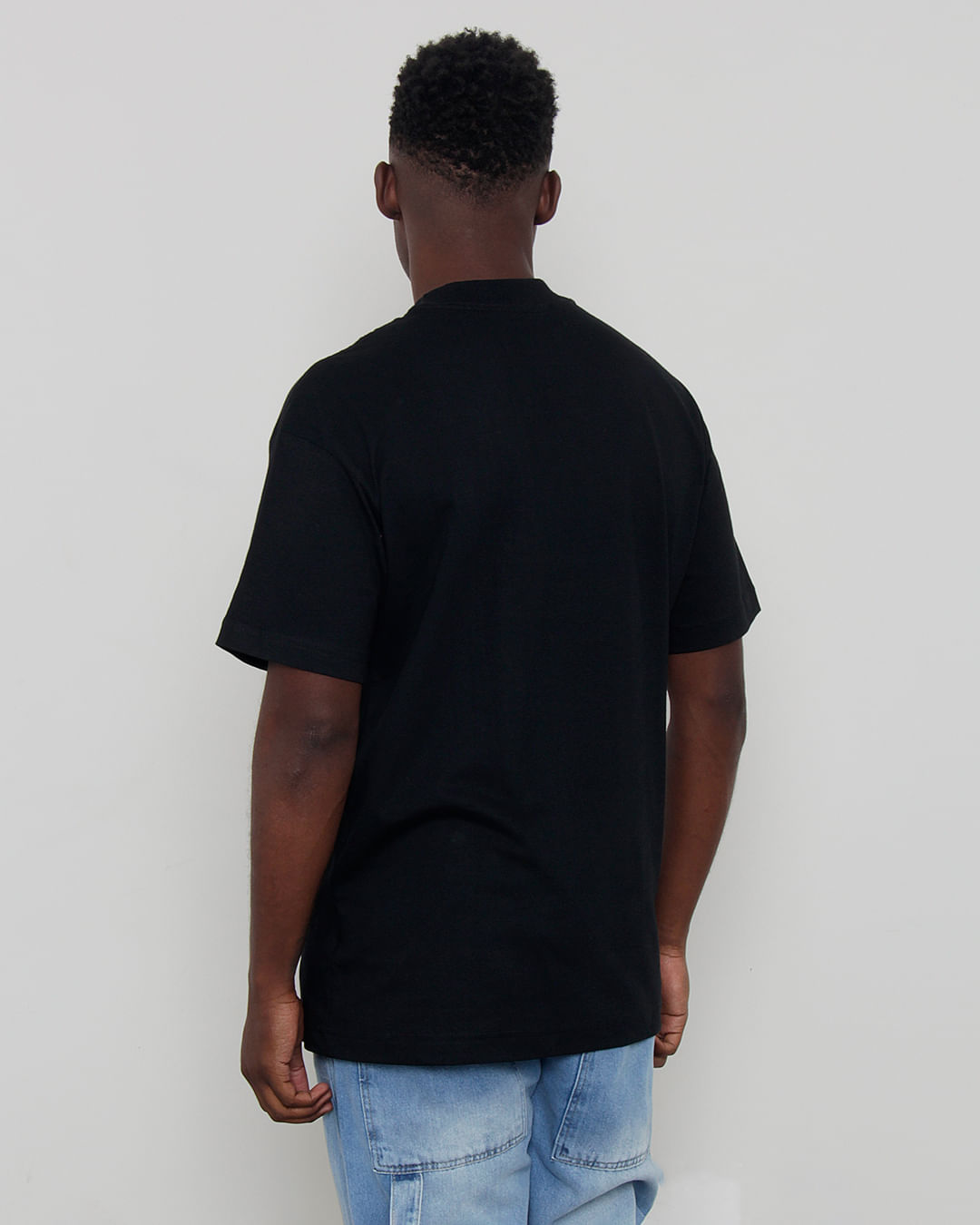 Camiseta-Diferenciada-Gola-Alta-29614---Preto