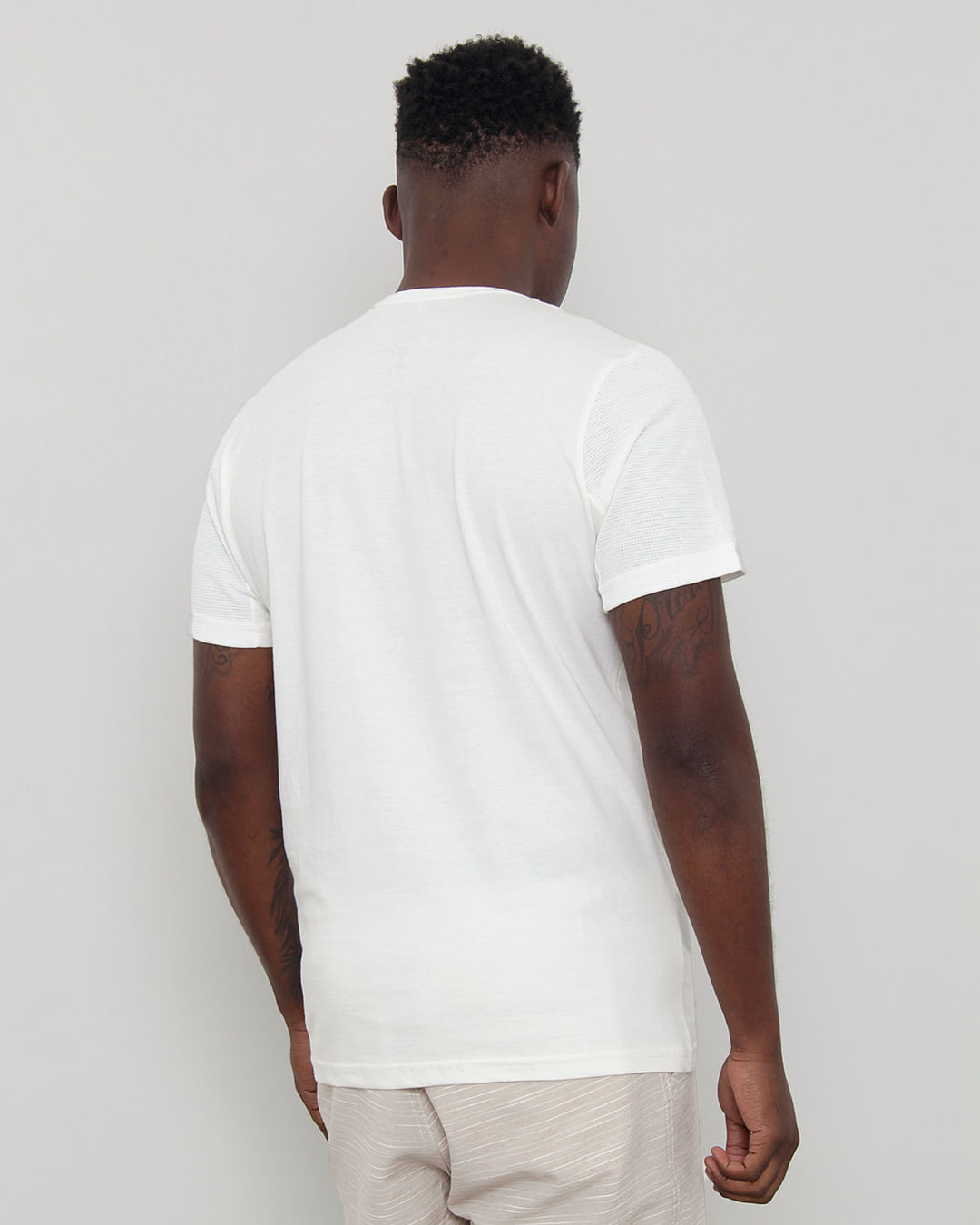 Camiseta-Diferenciada--29598-Pgg---Off-White
