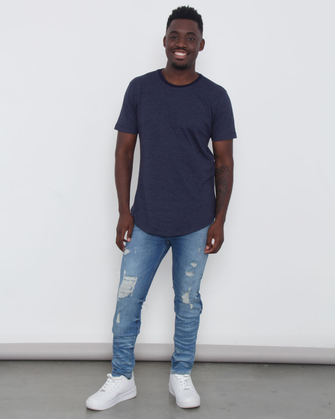 Camiseta-Comeia-C-Bordado-P1115-Marinho---Marinho