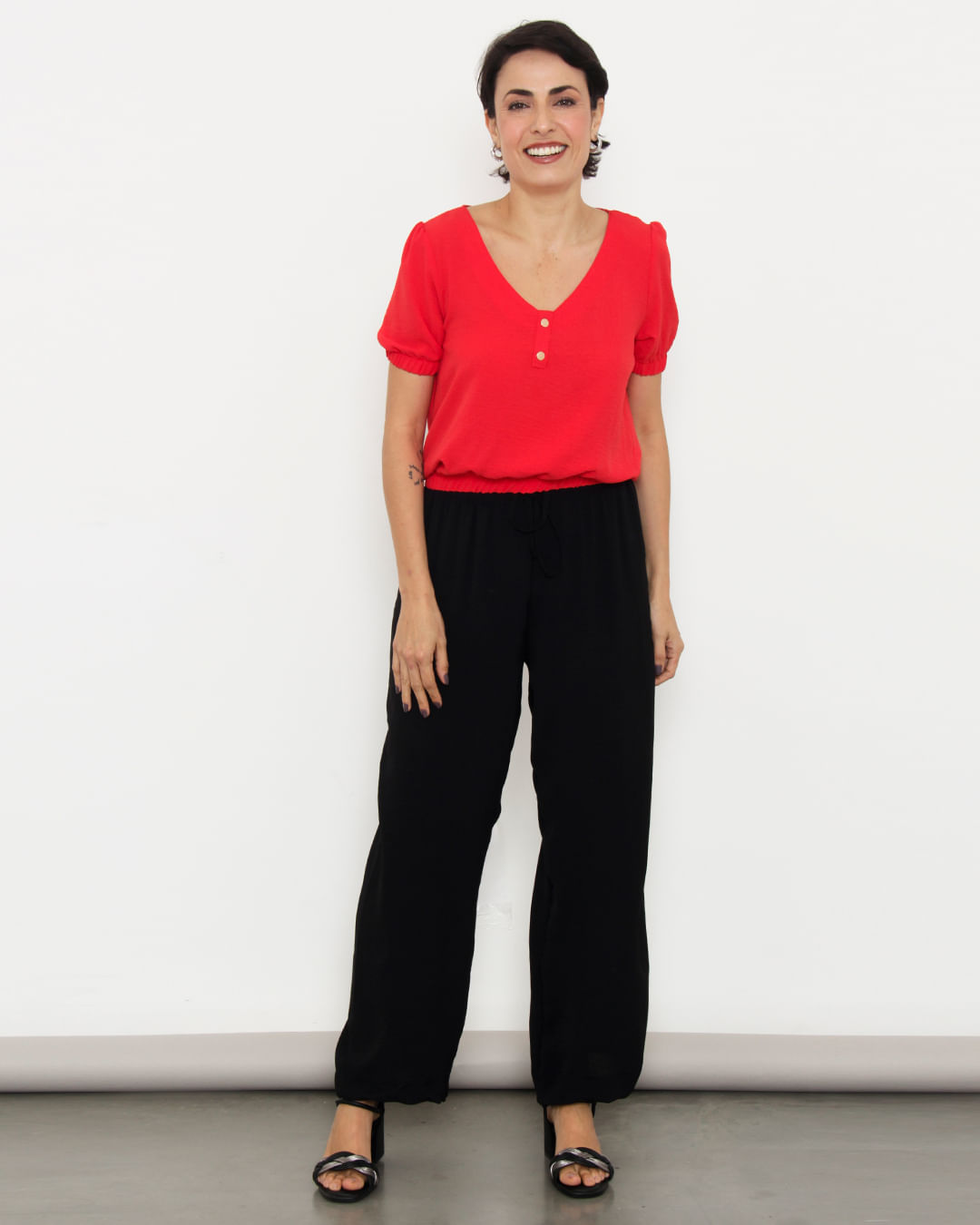 Blusa-230712-Gola-V-Mc-Lisa---Vermelho-Medio