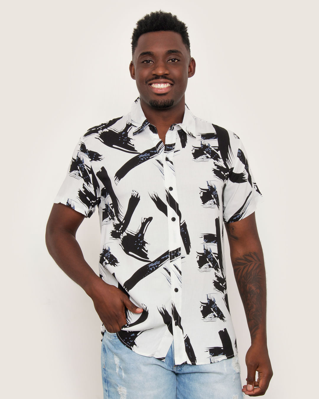 Cami-Viscose-240820-Pincelada-Pgg---Branco-Geometrico