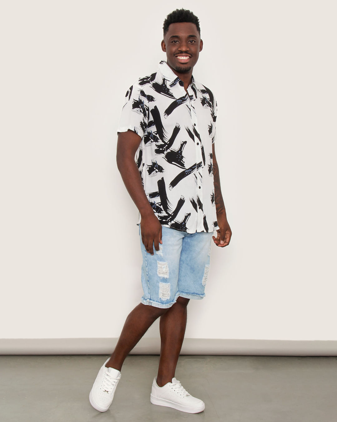 Cami-Viscose-240820-Pincelada-Pgg---Branco-Geometrico