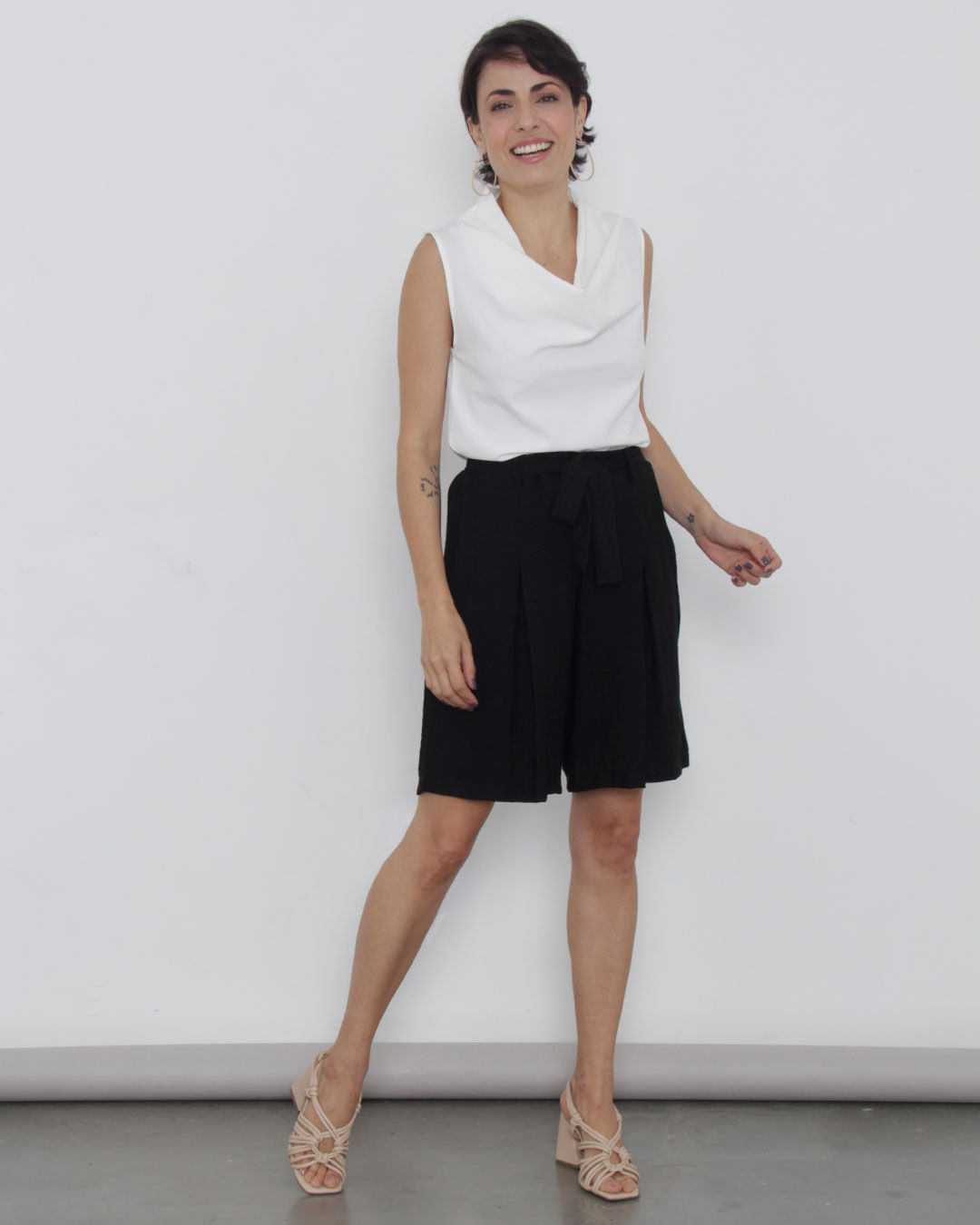 Short-230830-C-Amarracao-Spanish---Preto