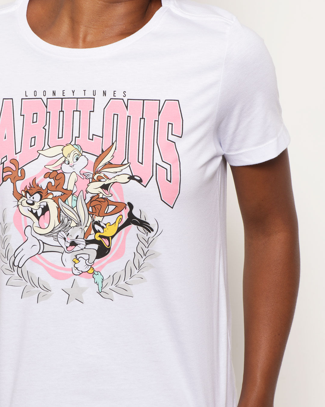 Camiseta-F2548-Bco-Pgg-Looney-P9---Branco
