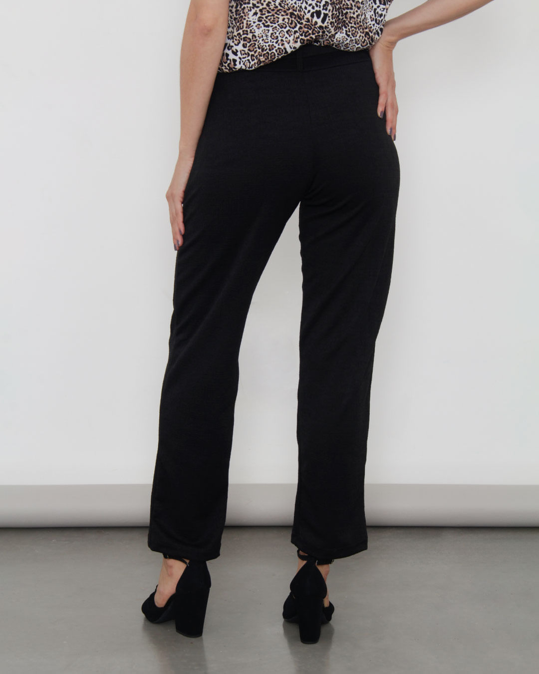 Calca-303-Malha-Crepe-Linho---Preto