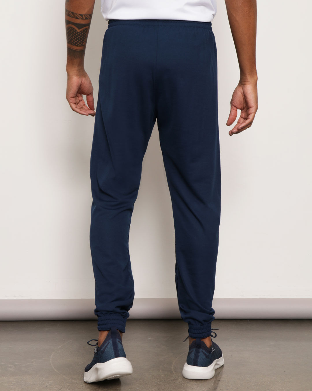 Cal-Jog-Dry-Furadinho-Cos-Cont00053---Marinho