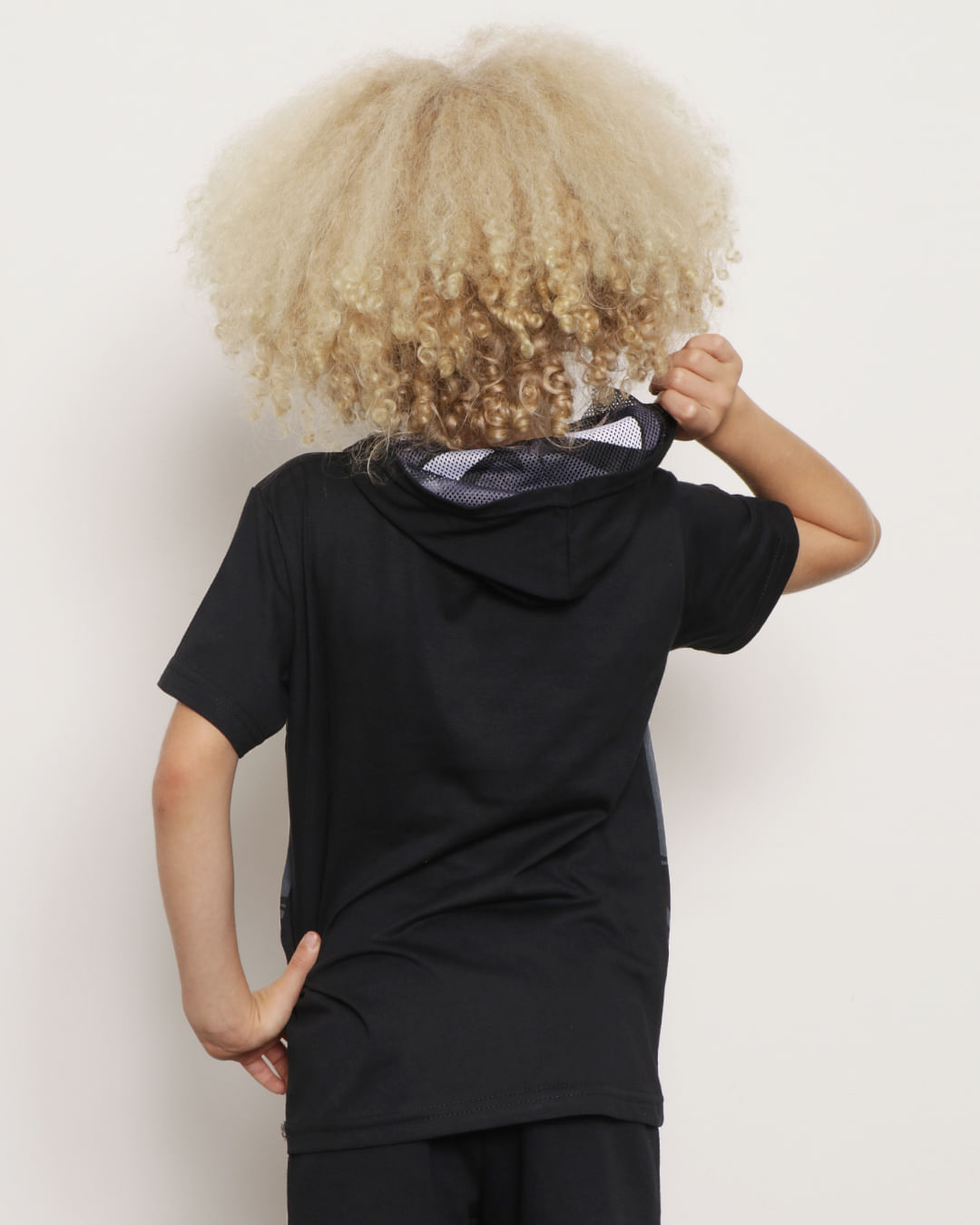 Camiseta-T36628-Mc-Cp-M-410-Batm---Preto