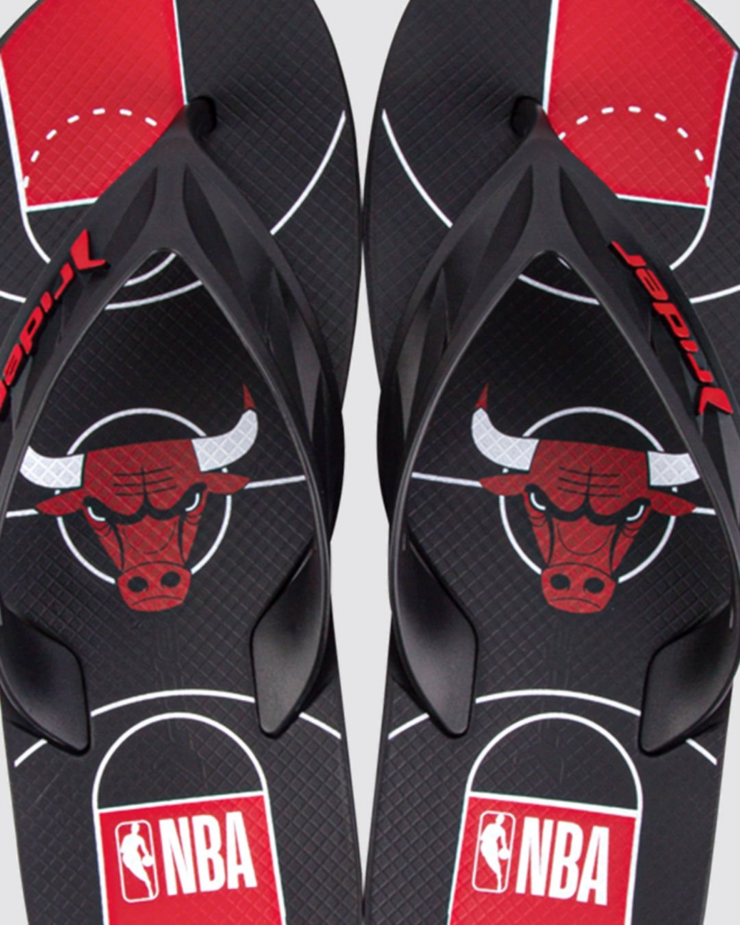 Chi-Mas-12259-Ar544-Pto-Bulls---Preto