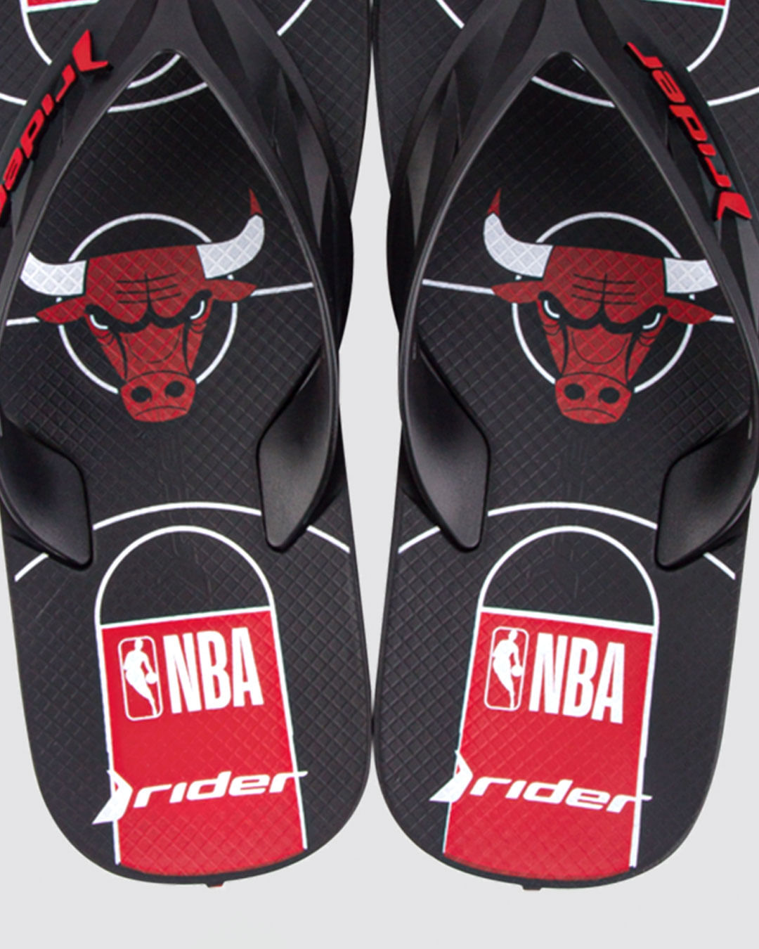 Chi-Mas-12259-Ar544-Pto-Bulls---Preto