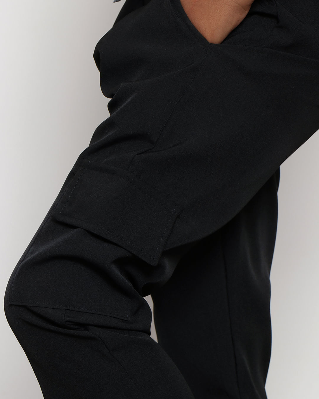 Calca-Tra1702-Jogger-Cargo-F-410---Preto