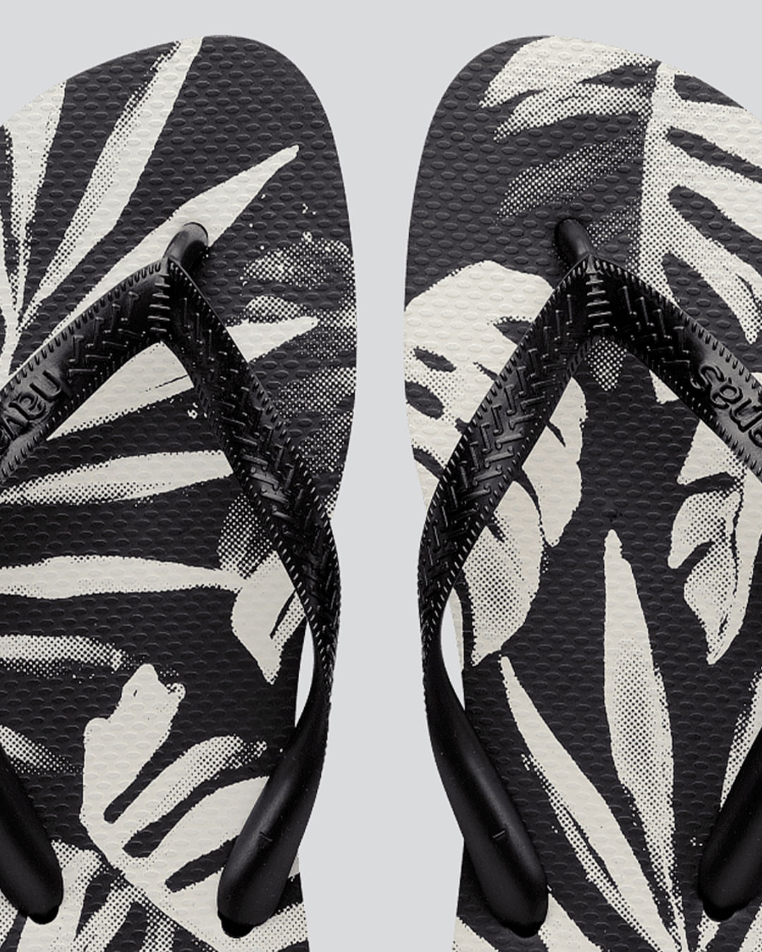 Chi-Mas-4111355-7892-Preto-Aloha---Preto-Floral