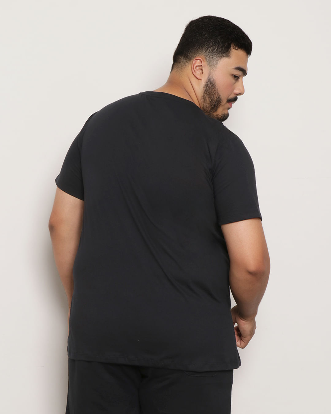 Camiseta-5w185-Bolso-Preto-Plus---Preto