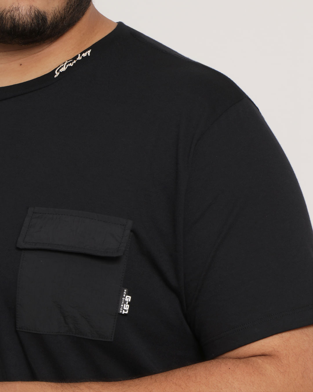 Camiseta-5w185-Bolso-Preto-Plus---Preto