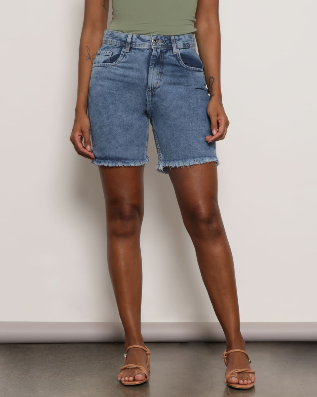 Bermuda-22602492a-Jns-Barr-Desf-Fem-Ad---Blue-Jeans-Medio