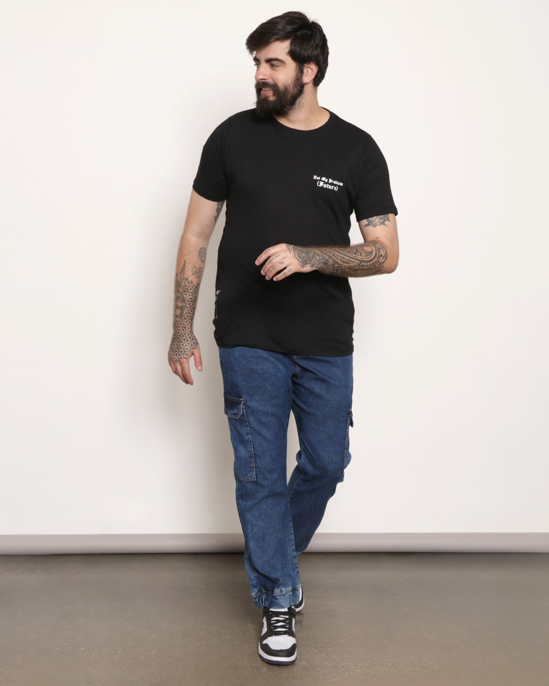 Camiseta-1044-Estamp-Preto-Plus---Preto