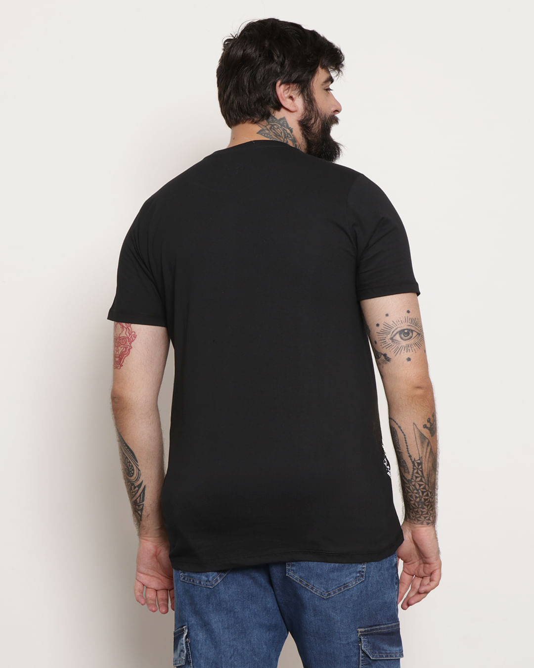 Camiseta-1044-Estamp-Preto-Plus---Preto
